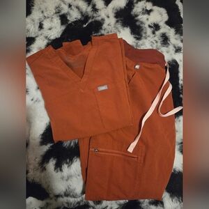 Figs AUBURN Scrub Set